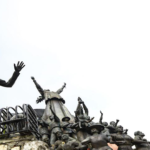 MAYAYAMAN, MAKAPANGYARIHAN, AT MGA POLITIKO AY GALIT SA MGA BAYANI (2)