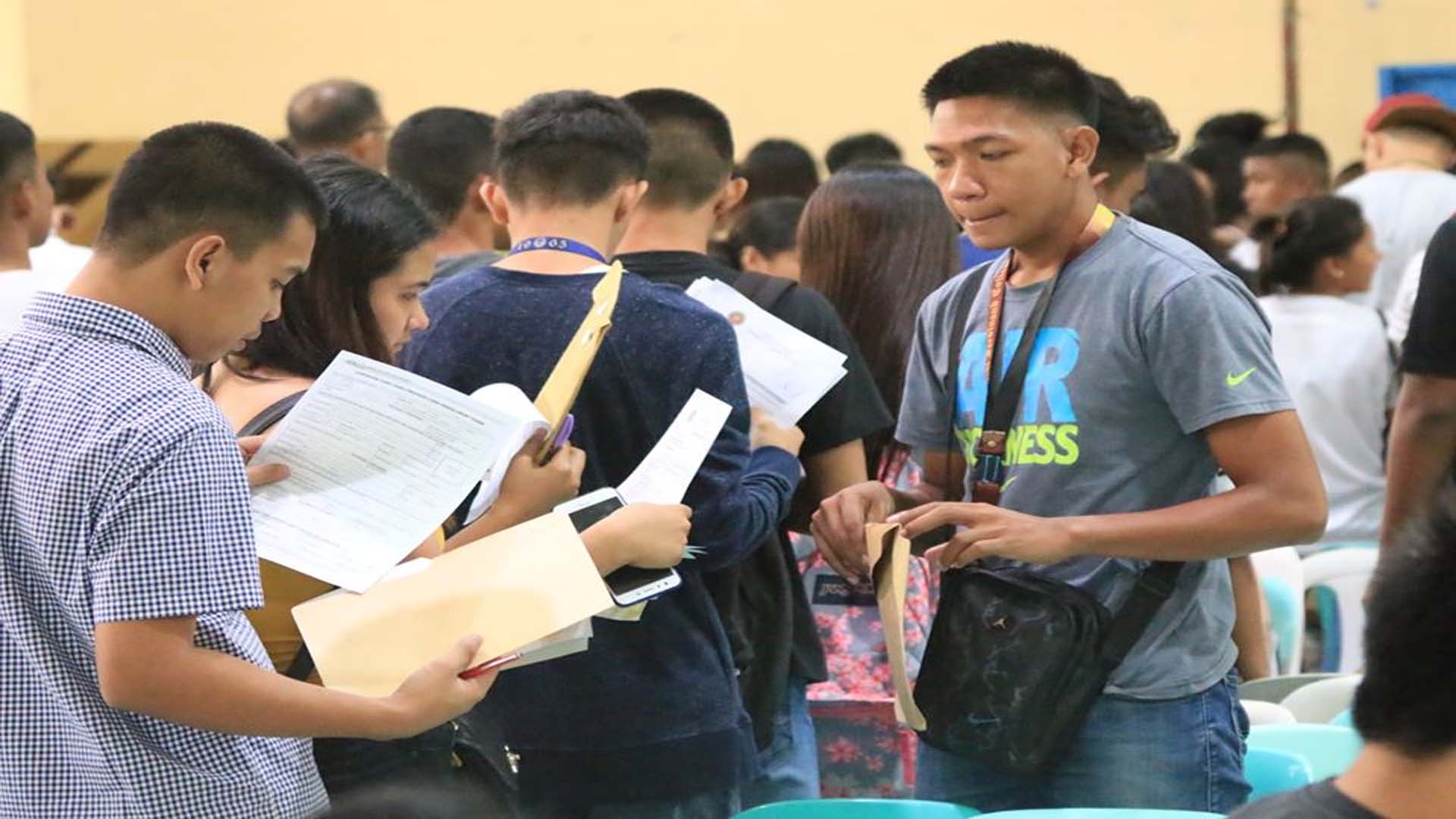 Compel Students To Declare Fraternity Memberships – Zubiri - Politico.ph