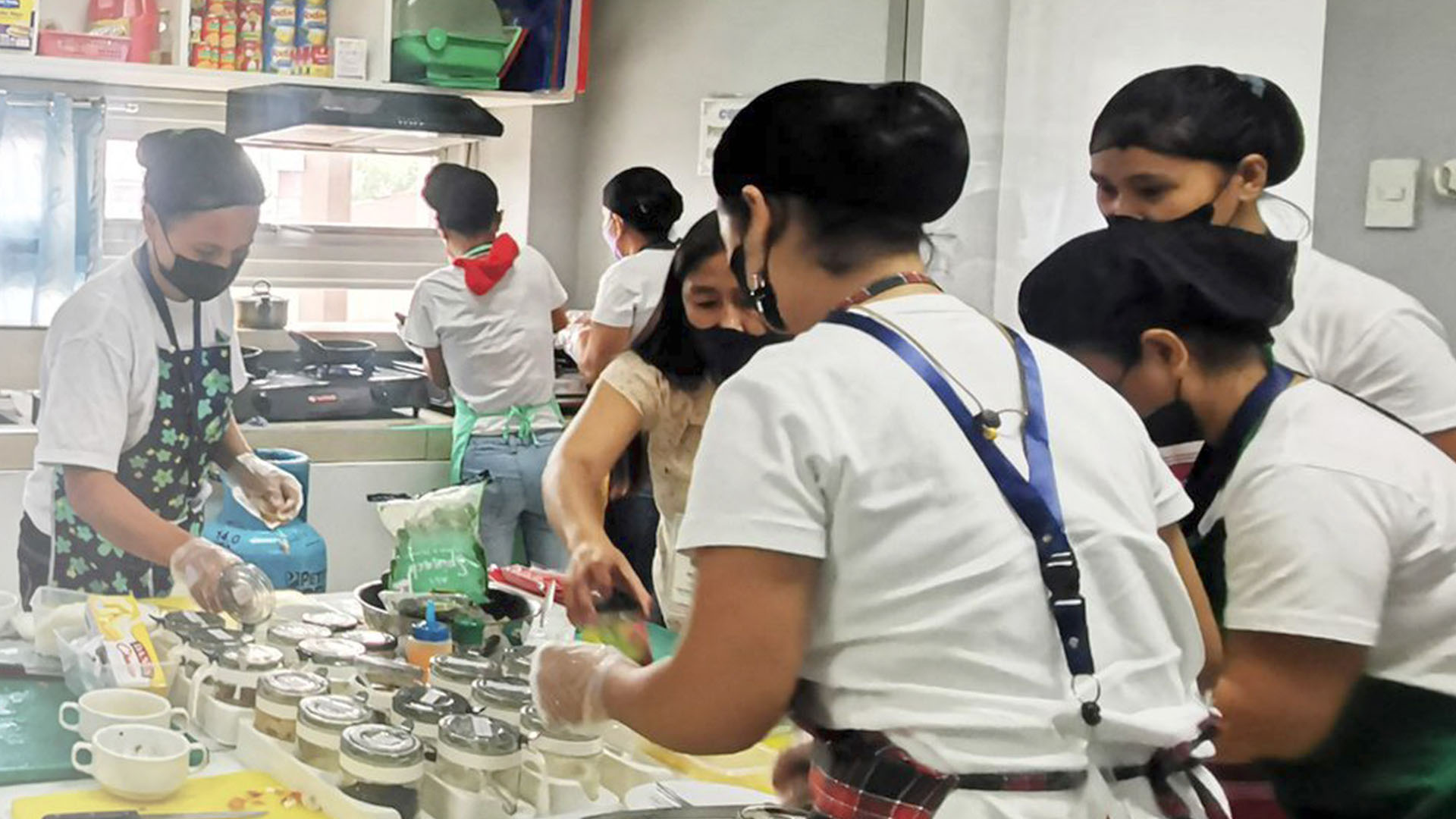 Villar Bats For Registry Of Skilled Workers In Every Barangay - Politico.ph